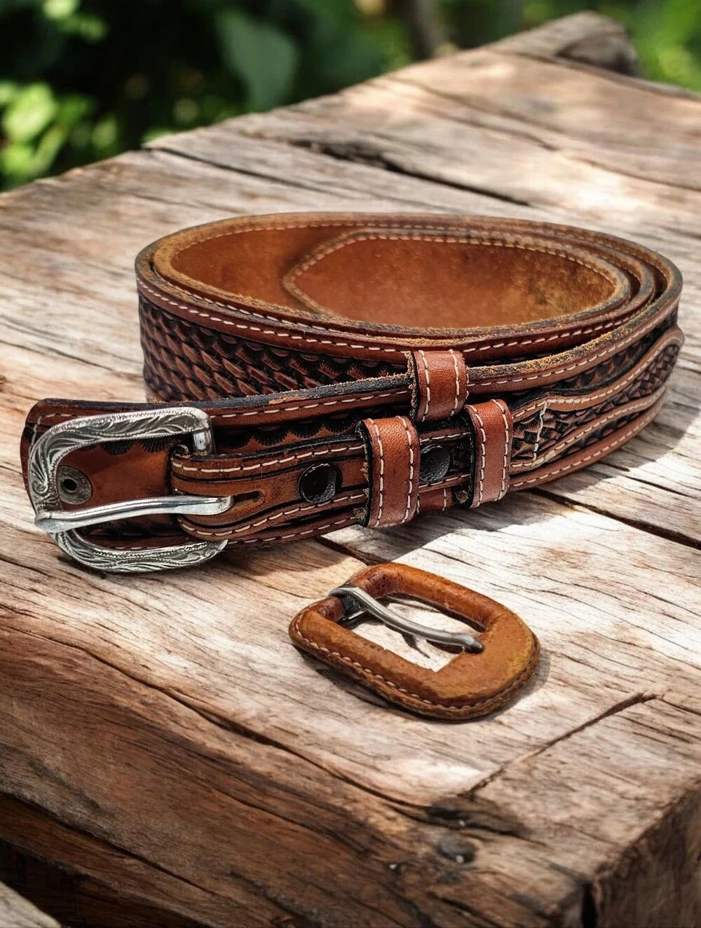 Justin Western Leather Belt Sz 40 Basket Tooled